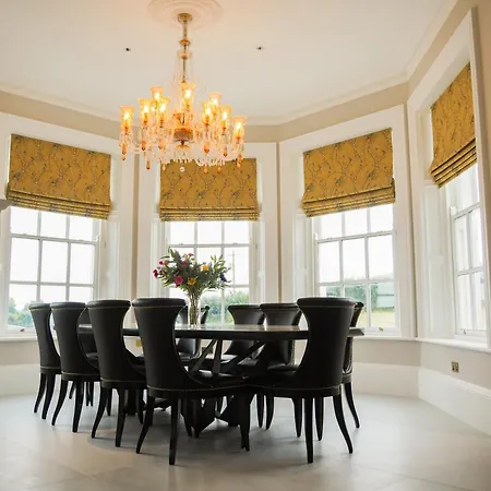 Mountrush House Exclusive 13 Bed Ensuite Luxury Manor Near Dublin Casa vacanze Coolamoney