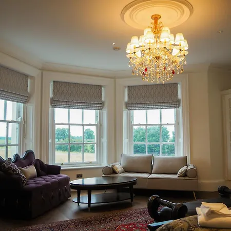 Casa vacanze Mountrush House Exclusive 13 Bed Ensuite Luxury Manor Near Dublin *