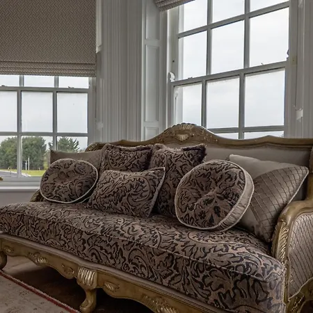 Mountrush House Exclusive 13 Bed Ensuite Luxury Manor Near Dublin Casa vacanze Coolamoney