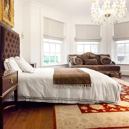 Mountrush House Exclusive 13 Bed Ensuite Luxury Manor Near Dublin