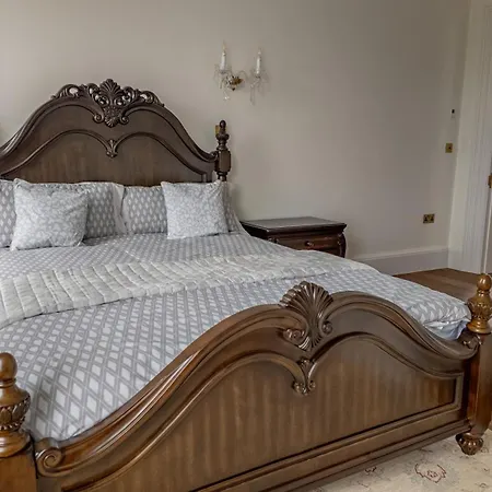 Casa vacanze Mountrush House Exclusive 13 Bed Ensuite Luxury Manor Near Dublin
