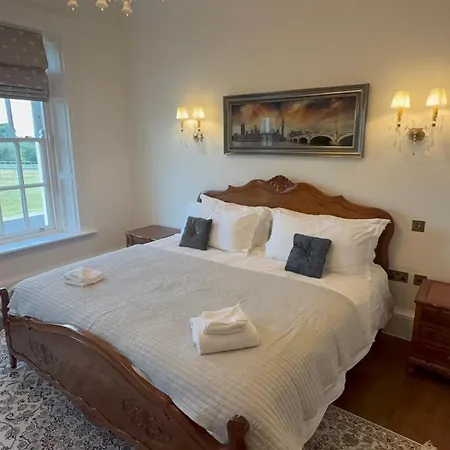 Mountrush House Exclusive 13 Bed Ensuite Luxury Manor Near Dublin * ארדי