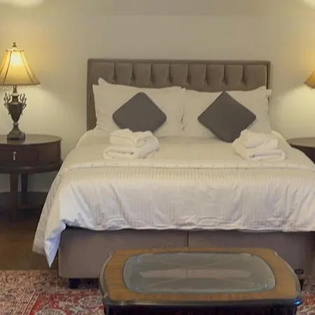 Mountrush House Exclusive 13 Bed Ensuite Luxury Manor Near Dublin Casa vacanze *