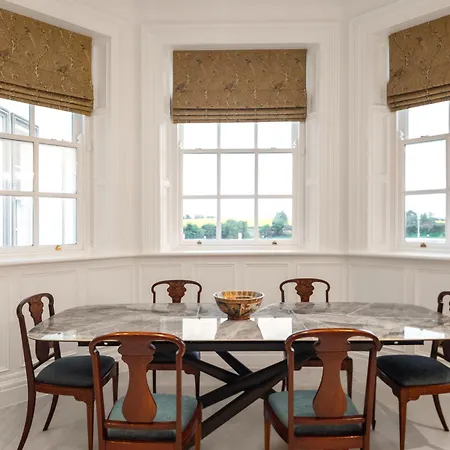Mountrush House Exclusive 13 Bed Ensuite Luxury Manor Near Dublin